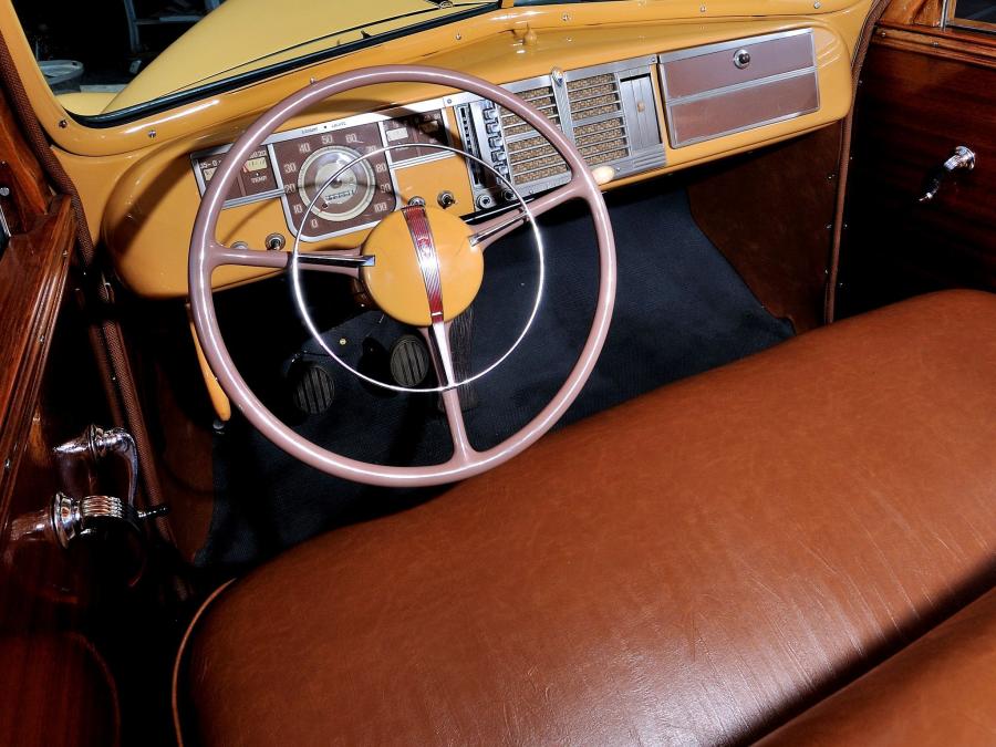  Plymouth DeLuxe Station Wagon 1940 года  (фото 2 из 5)